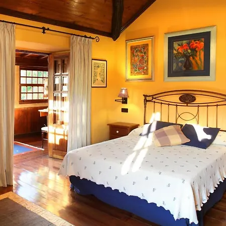 Villa Viso Sleeps 8 Argela